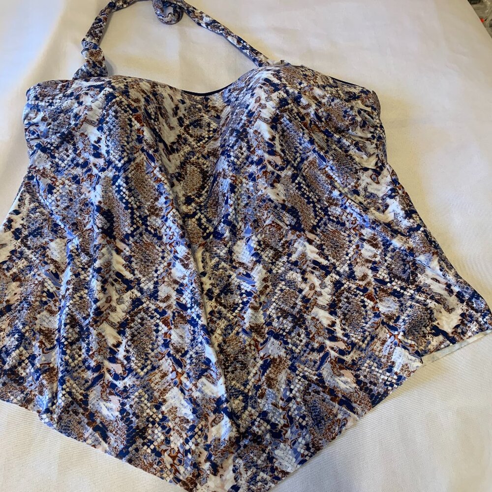 Rebecca Virtue Halter Blue Animal Print Swim Top 1X 16-18